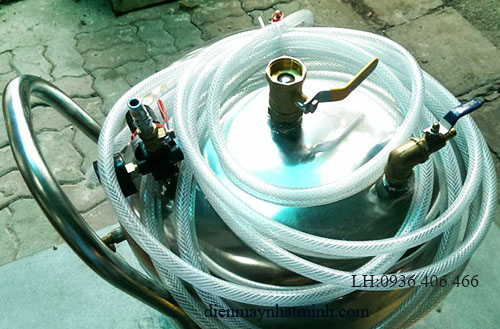 binh-bot-tuyet-rua-xe-inoc-80l
